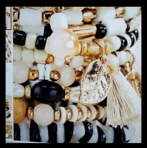 🥳🥳  Line Bohemian Bracelet - Picture 2 of 3